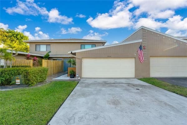 Saddle Up, 5124 S University Dr, Davie, Florida 33328, image 1