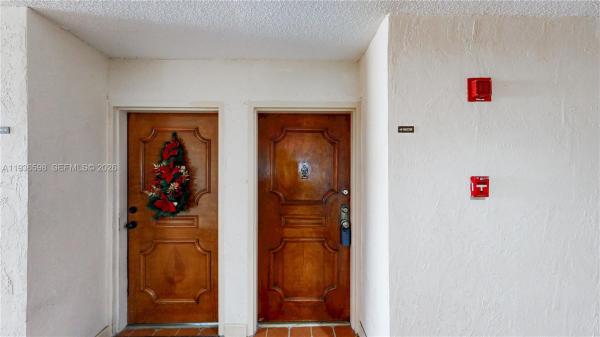 Peninsula At International Gardens, 1300 SW 122nd Ave #419-2, Tamiami, Florida 33184, image 2