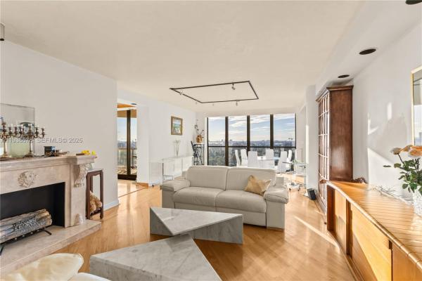 Bal Harbour Tower, 9999 Collins Ave #12A, Bal Harbour, Florida 33154, image 3