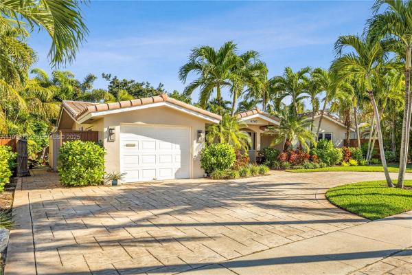 Imperial Point, 6240 NE 20th Way, Fort Lauderdale, Florida 33308, image 1