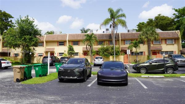 Arista Park, 7175 Nova Dr #204, Davie, Florida 33317, image 1