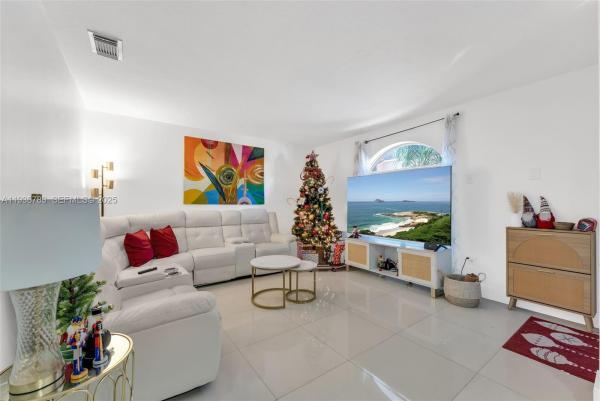 3725 SW 153rd Ct, Miami, Florida 33185, image 1