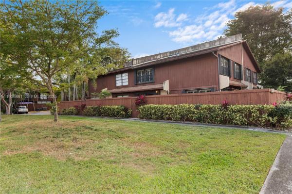 Unincorporated Dade County, Florida 33173, image 1