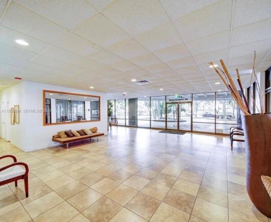 Stanton House, 6900 Bay Dr #10K, Miami Beach, Florida 33141, image 2