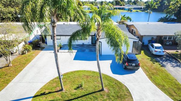 Boulevard Heights, 1511 NW 87th Way, Pembroke Pines, Florida 33024, image 1