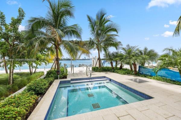 Mirador South 1000, 1000 West Ave #1504, Miami Beach, Florida 33139, image 1