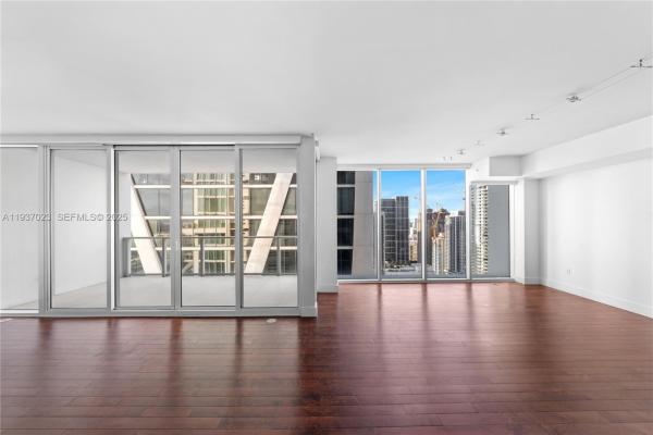 Ten Museum Park Residential, 1040 Biscayne Blvd #4108, Miami, Florida 33132, image 1