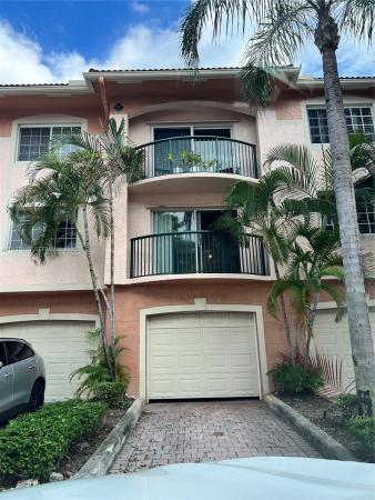 Village East, 2033 SE 10th Ave #605, Fort Lauderdale, Florida 33316, image 1