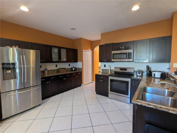 Melrose Landing, 12641 SW 28th St, Miramar, Florida 33027, image 3