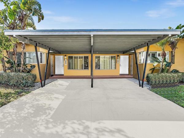 Seacrest Estates, 186 SE 27th Way #, Boynton Beach, Florida 33435, image 2
