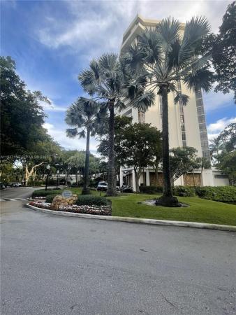 1000 Quayside Ter #1807, Miami, Florida 33138, image 1