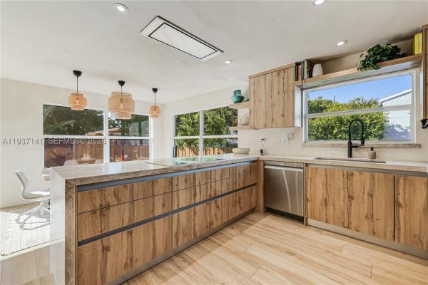 Columbia Park, 254 NW 43rd St, Miami, Florida 33127, image 3