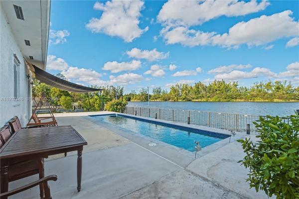Biscayne Gardens Estates, 14620 NW 17th Dr, Golden Glades, Florida 33167, image 3