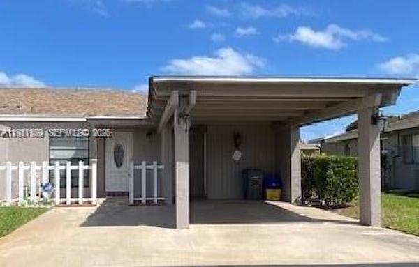 Camelot Village, 6720 Moonlit Dr, Delray Beach, Florida 33446, image 1