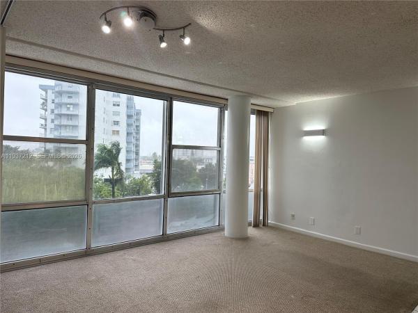King Cole, 900 Bay Dr #413, Miami Beach, Florida 33141, image 2