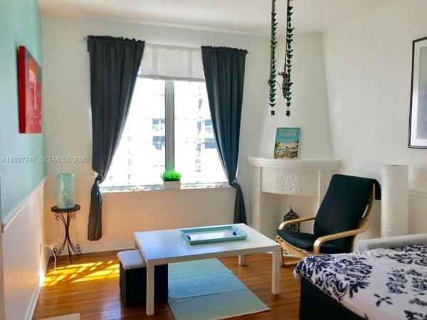 Art Deco, 610 8th St #204, Miami Beach, Florida 33139, image 1