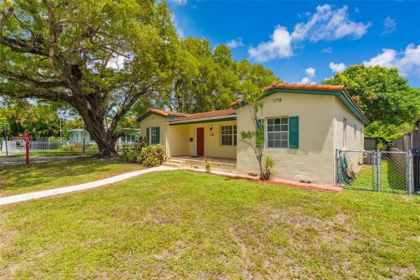 Porter Manor, 1941 SW 18th St, Miami, Florida 33145, image 1