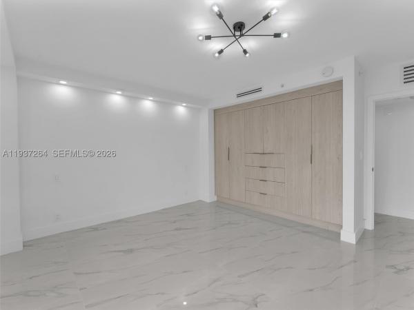 Turnberry Isle North, 19707 Turnberry Way #25D, Aventura, Florida 33180, image 3