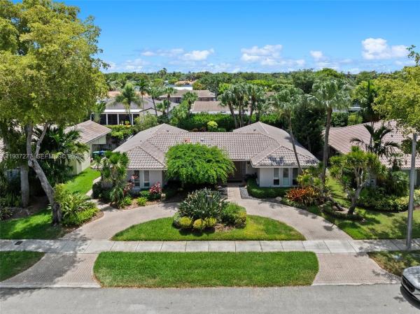 Highland Lakes, 2100 NE 211th Ter, Ojus, Florida 33179, image 2