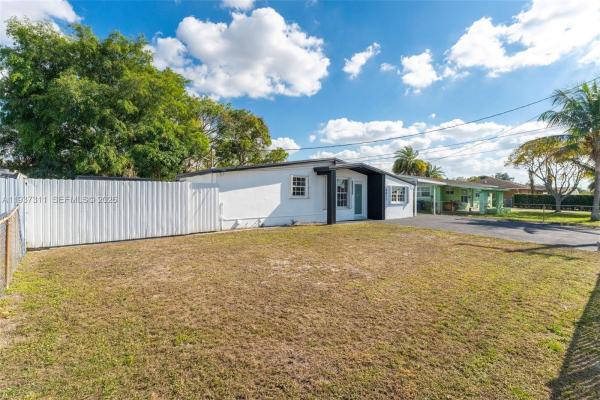 Carol City, 18611 NW 28th Pl, Miami Gardens, Florida 33056, image 3