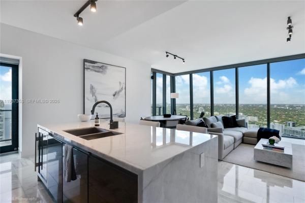 Echo Brickell, 1451 Brickell Ave #3703, Miami, Florida 33131, image 2