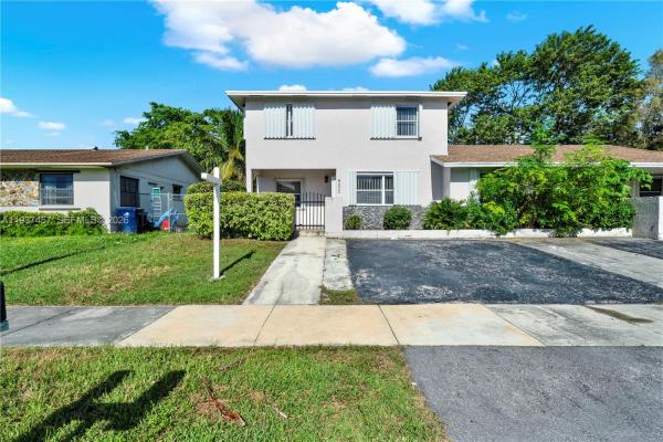 Saga View, 20535 SW 92nd Ct #, Cutler Bay, Florida 33189, image 1