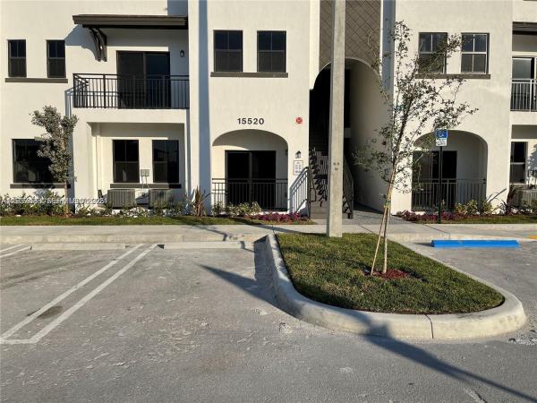 15520 SW 136th St #104, Unincorporated Dade County, Florida 33196, image 1