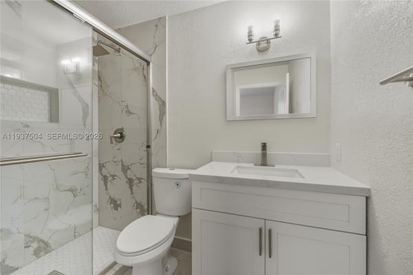 Sierra Ridge, 810 NE 212th Ter #5, Ives Estates, Florida 33179, image 3