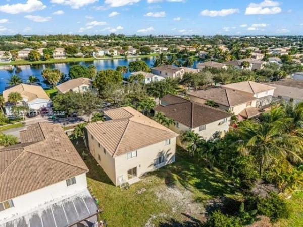 Silver Falls, 12838 SW 47th St, Miramar, Florida 33027, image 3