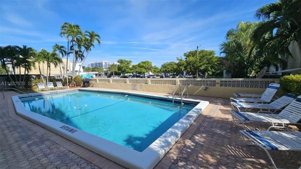 Victoria Park Tower, 900 NE 18th Ave #801, Fort Lauderdale, Florida 33304, image 3