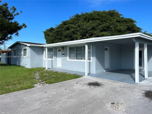 Twin Lakes South, 4321 NW 12th Ter, Oakland Park, Florida 33309, image 1