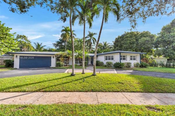 Plantation Gardens, 812 Holly Ln, Plantation, Florida 33317, image 1