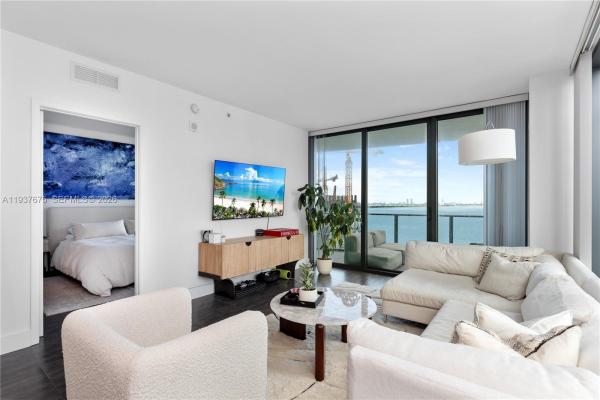 Icon Bay, 460 NE 28th St #808, Miami, Florida 33137, image 1