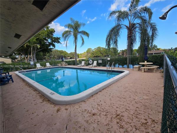Lakewood East, 842 Banks Rd, Coconut Creek, Florida 33063, image 2