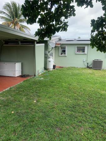 Parkway Estates, 17200 N Miami Ave, Miami, Florida 33169, image 3