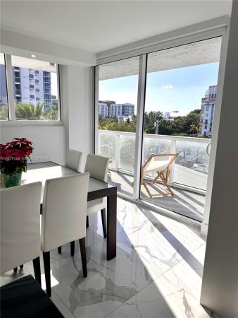 The Royal Club, 2457 Collins Ave #408, Miami Beach, Florida 33140, image 2