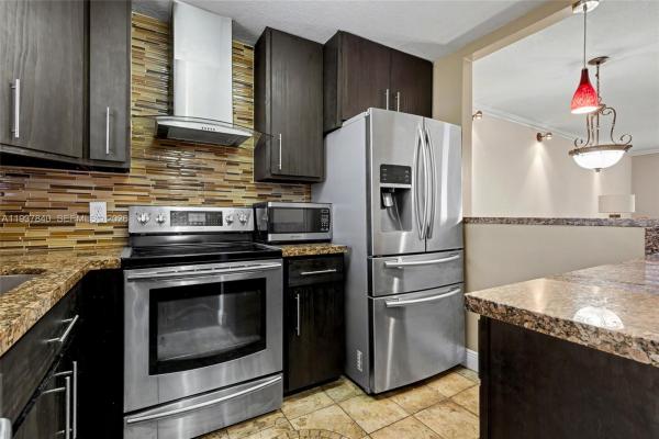 Royal Park Gardens 1, 6650 Royal Palm Blvd #204C, Margate, Florida 33063, image 1