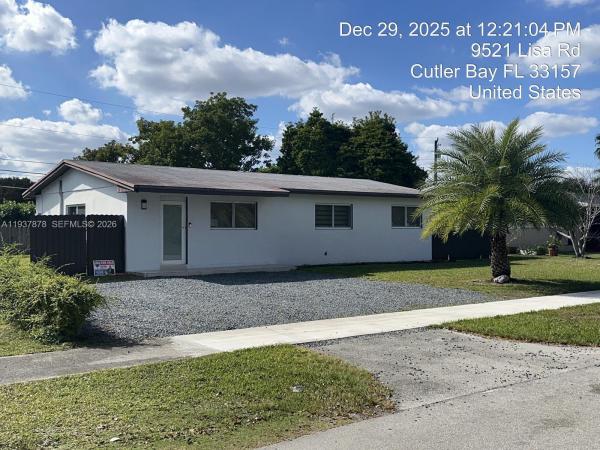 Pine Tree Manor, 9520 Lisa Rd, Cutler Bay, Florida 33157, image 1