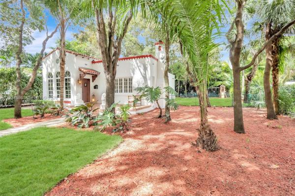 Granada, 517 Minorca Ave, Coral Gables, Florida 33134, image 3