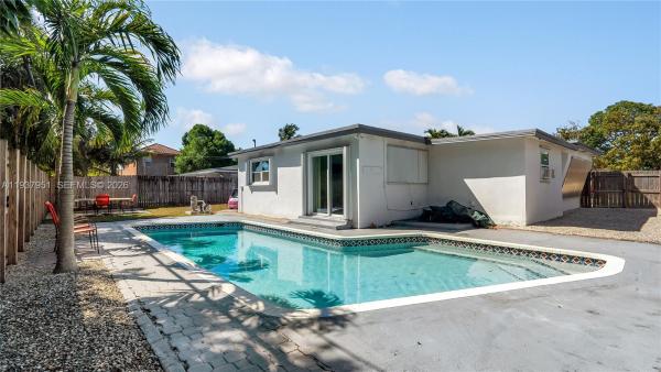 Riverland Village, 3120 SW 17th St, Fort Lauderdale, Florida 33312, image 1