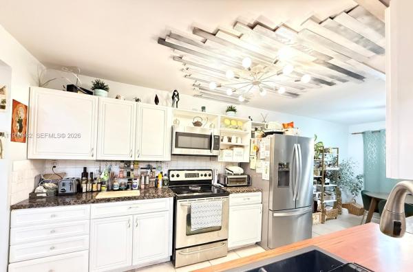 Hollywood Gardens, 3330 Atlanta St #14C, Hollywood, Florida 33021, image 1