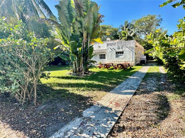 Griffing Biscayne Park Estates, 12418 NE 4th Ave, North Miami, Florida 33161, image 1
