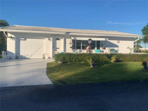 Palm Beach Leisureville, 1801 SW 22nd Way, Boynton Beach, Florida 33426, image 1