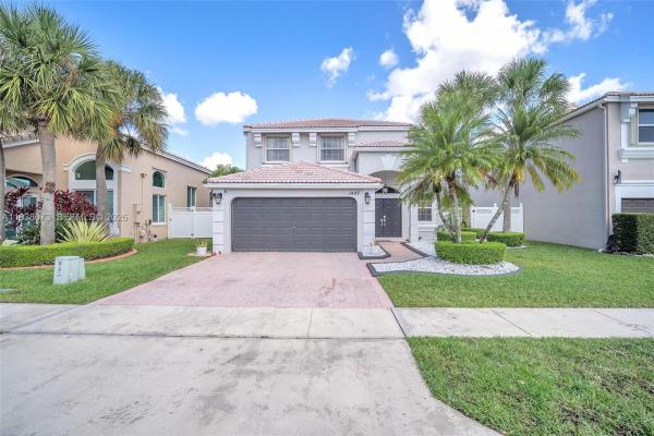 Kingsview, 1447 NW 159th Ln, Pembroke Pines, Florida 33028, image 1