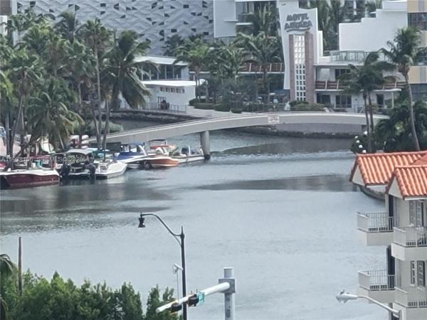 Triton Tower, 2899 Collins Ave #1114, Miami Beach, Florida 33140, image 1