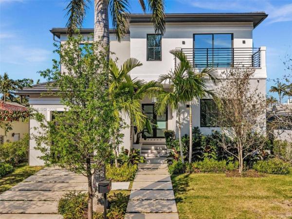 Altos Del Mar, 9264 Dickens Ave, Surfside, Florida 33154, image 1