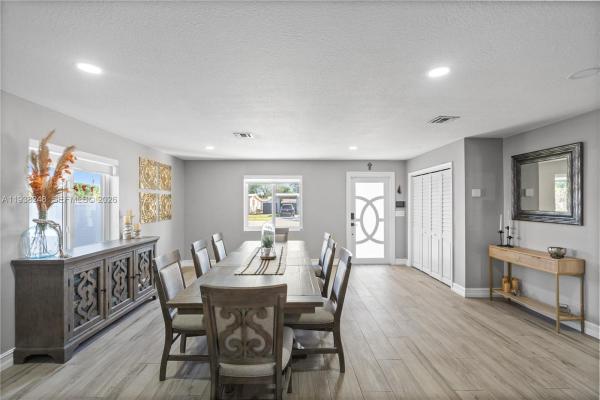 Lee Manor, 3330 SW 105th Ave, University Park, Florida 33165, image 3