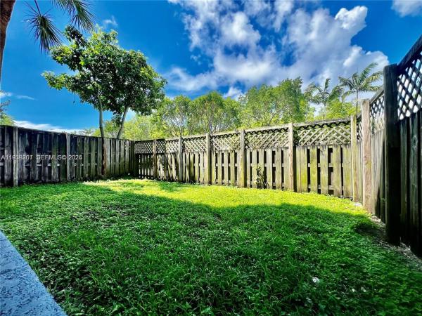 Doral Gardens 2, 5201 Geneva Way #109, Doral, Florida 33166, image 2
