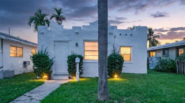 Hollywood Lakes, 1505 Monroe St #, Hollywood, Florida 33020, image 1