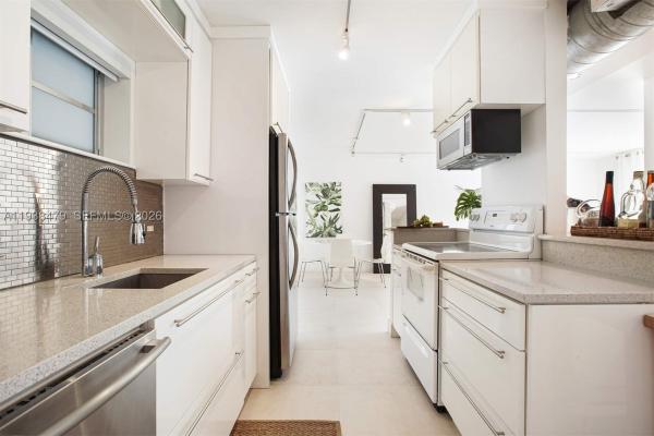 Laser, 201 Jefferson Ave #2E, Miami Beach, Florida 33139, image 3